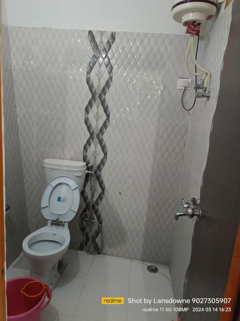Joshi Holiday Home Stay Лансдаун Екстер'єр фото