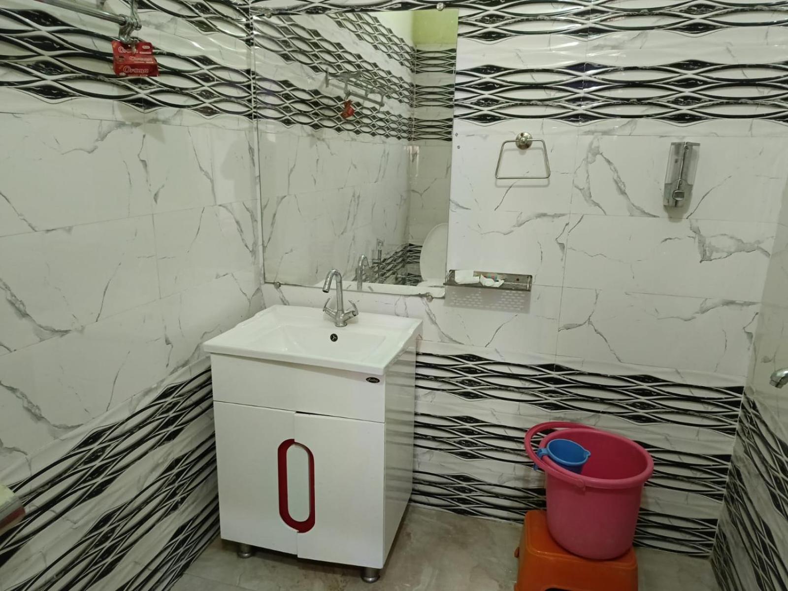 Joshi Holiday Home Stay Лансдаун Екстер'єр фото