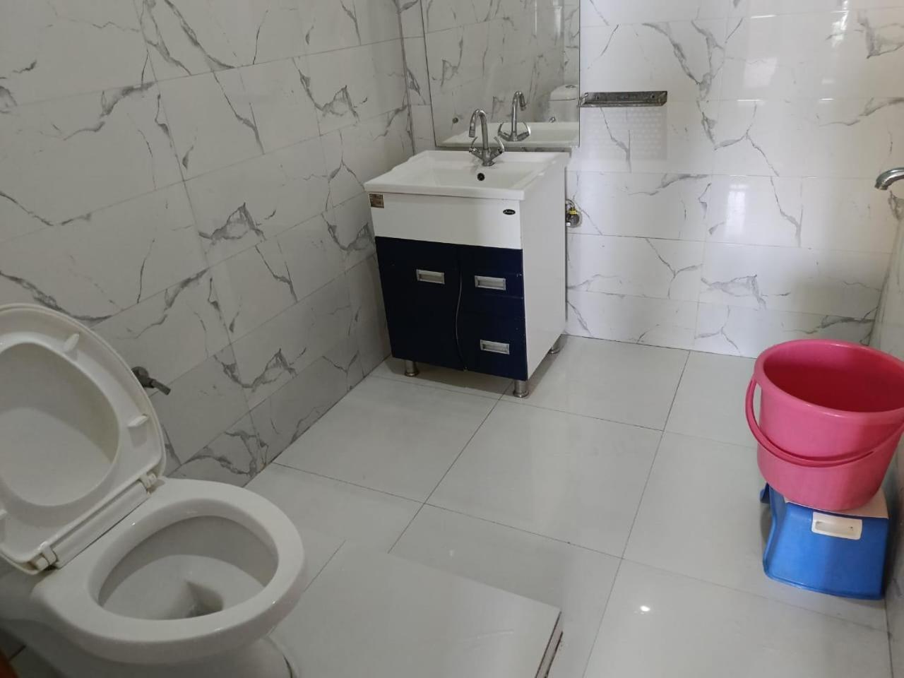 Joshi Holiday Home Stay Лансдаун Екстер'єр фото